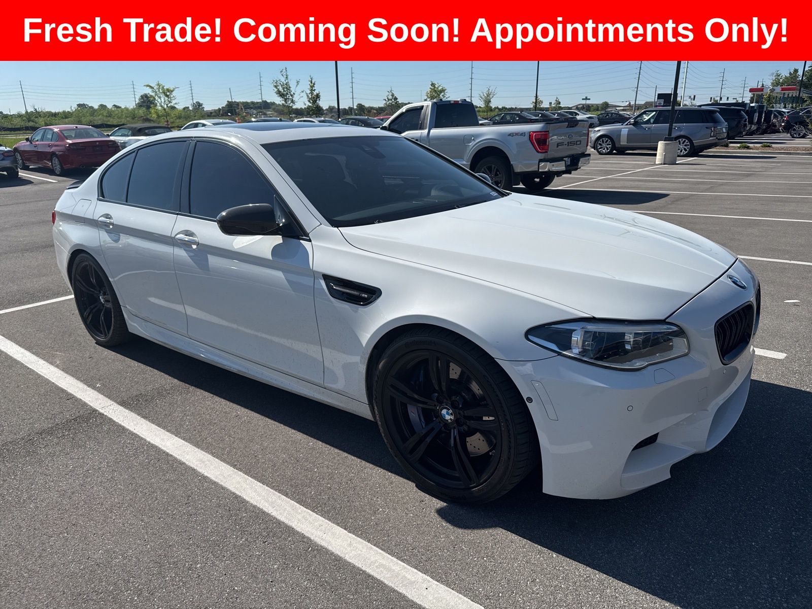 Alpine White 2015 BMW M5 RWD Sedan Rear-Wheel Drive 7-Speed Automatic