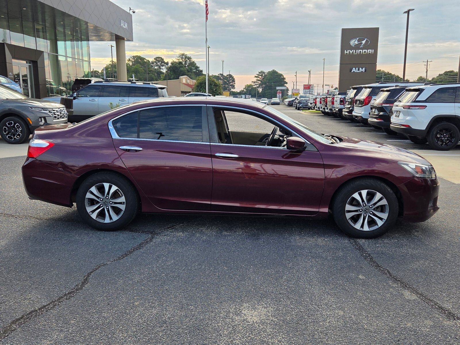 Used 2014  Honda LX image 13