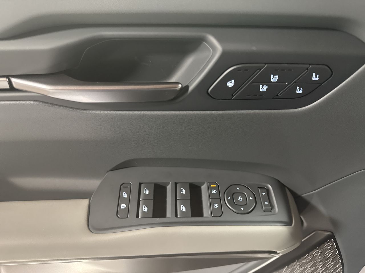 2026 Kia EV9 Wind photo 14