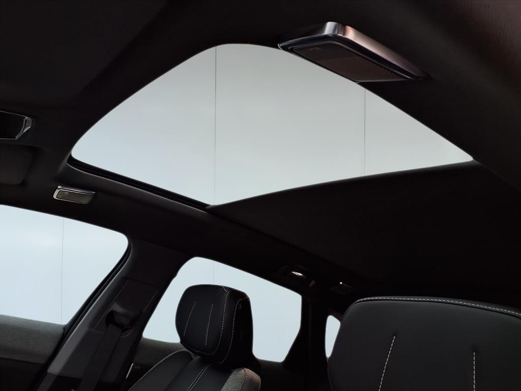2026 Cadillac OPTIQ Luxury - 10