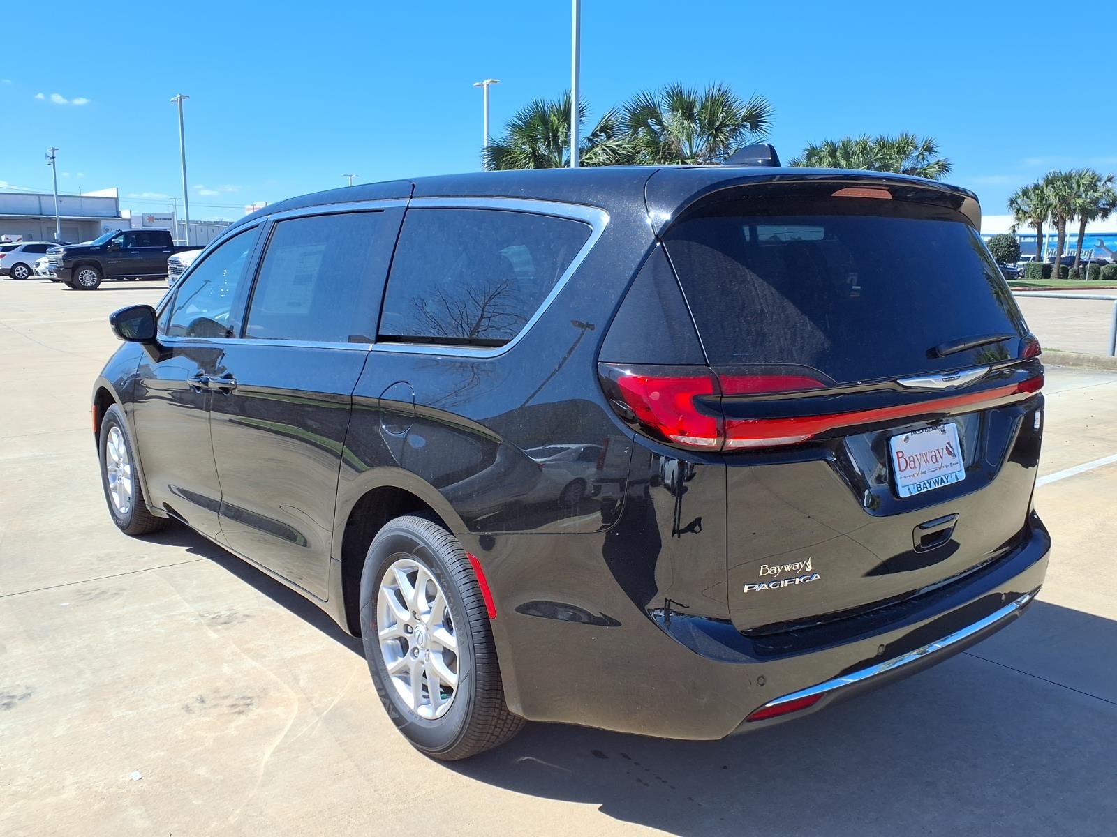 2026 Chrysler Pacifica Select - 3