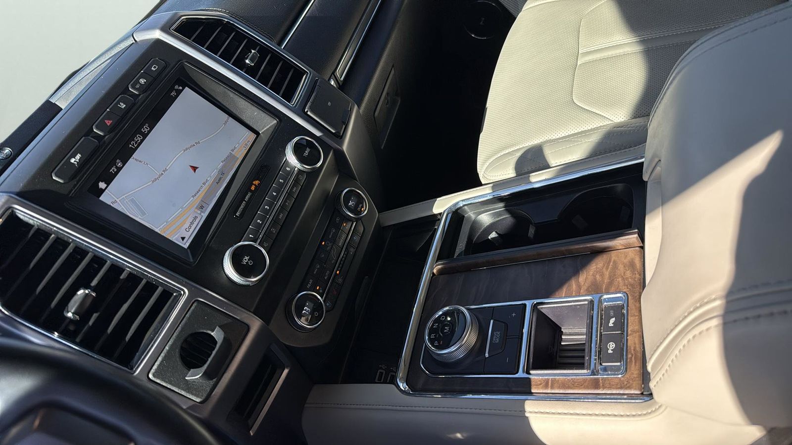 Used Car 2019 Ford Expedition  Platinum For Sale Under $30,000 In Austin, Texas