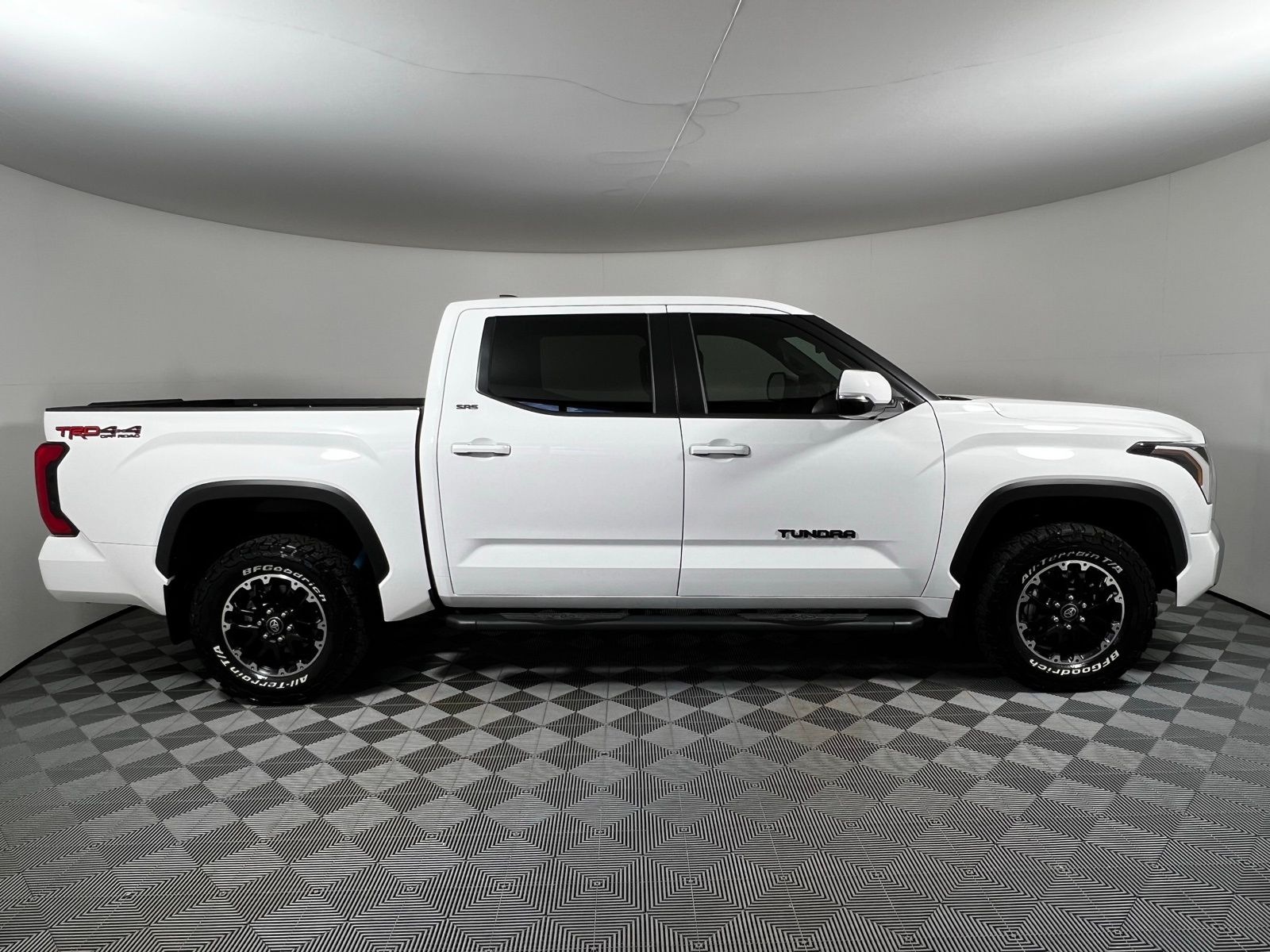 Thumbnail: 2025 Toyota Tundra - 4