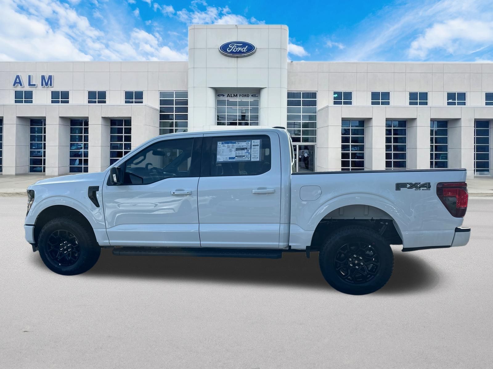 New 2026 White Ford XLT image 9