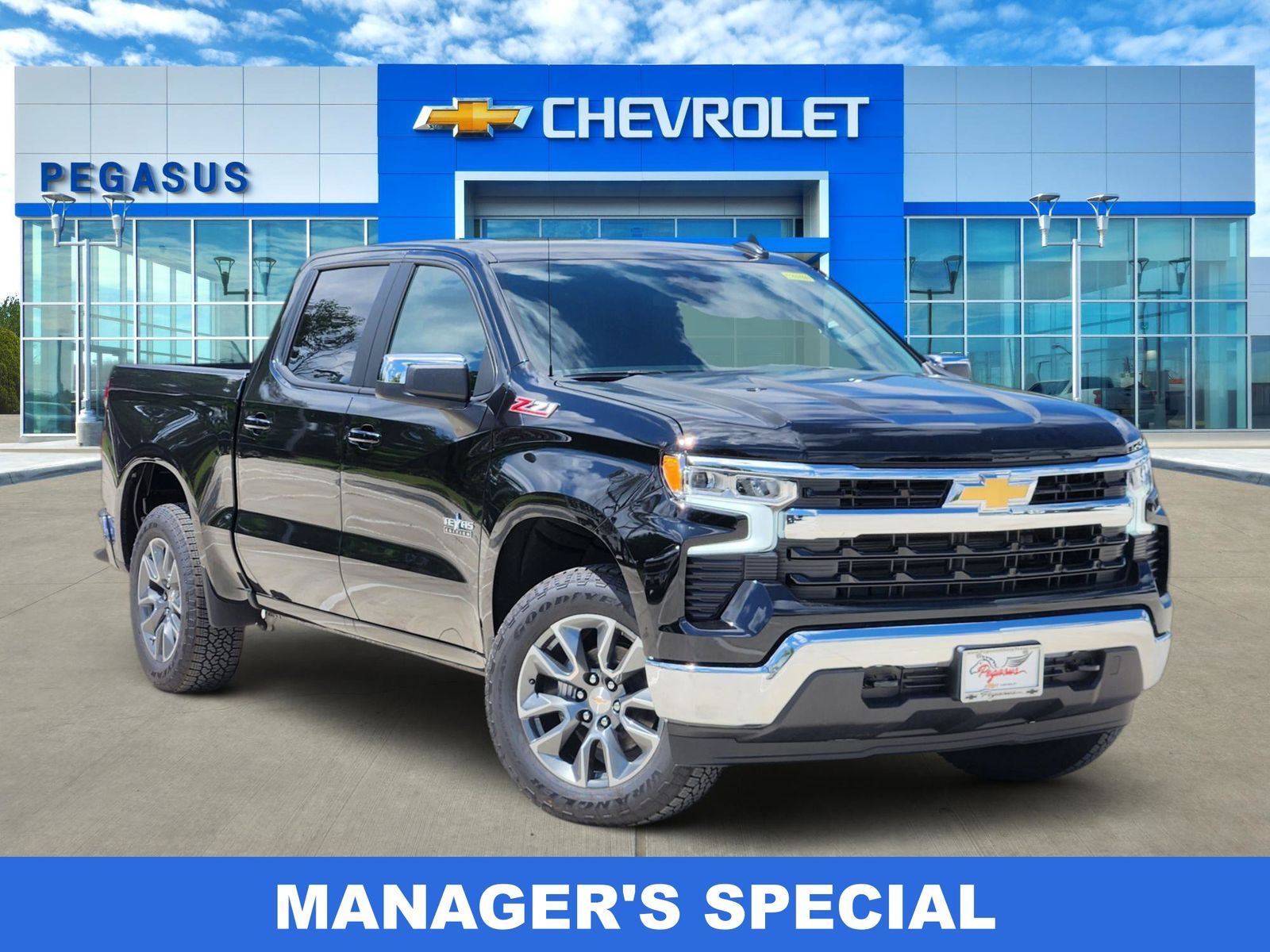 Black 2026 Chevrolet Silverado 1500 LT Crew Cab 4WD Pickup Truck Four-Wheel Drive Automatic