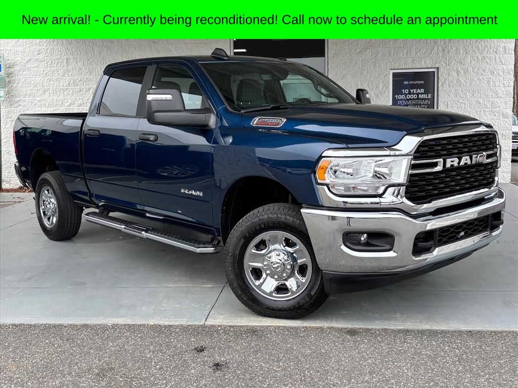 2024 RAM 2500 Big Horn Crew Cab 4WD