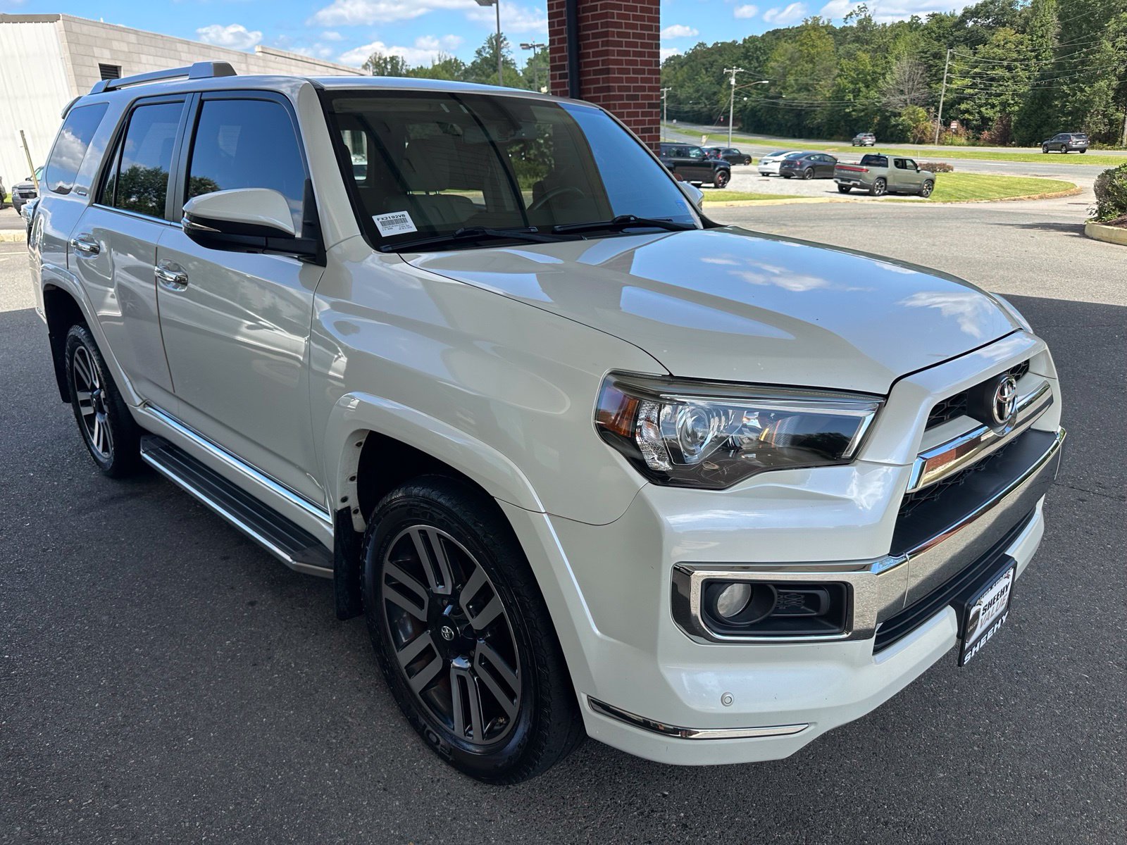 White (Blizzard Pearl) 2016 Toyota 4Runner SUV / Crossover All-Wheel Drive 5-Speed Automatic Overdrive