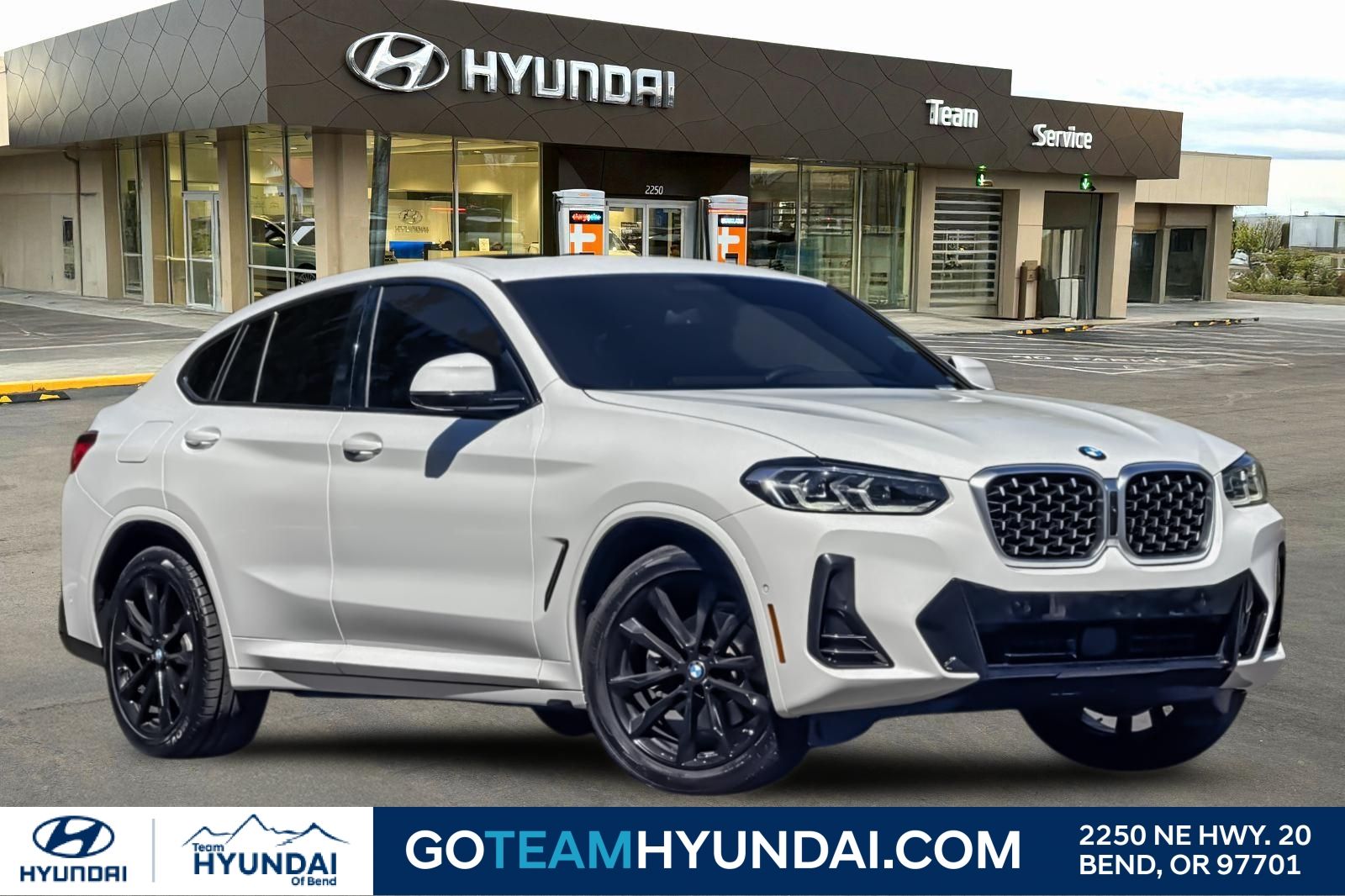 Alpine White 2025 BMW X4 SUV / Crossover All-Wheel Drive 8-Speed Automatic
