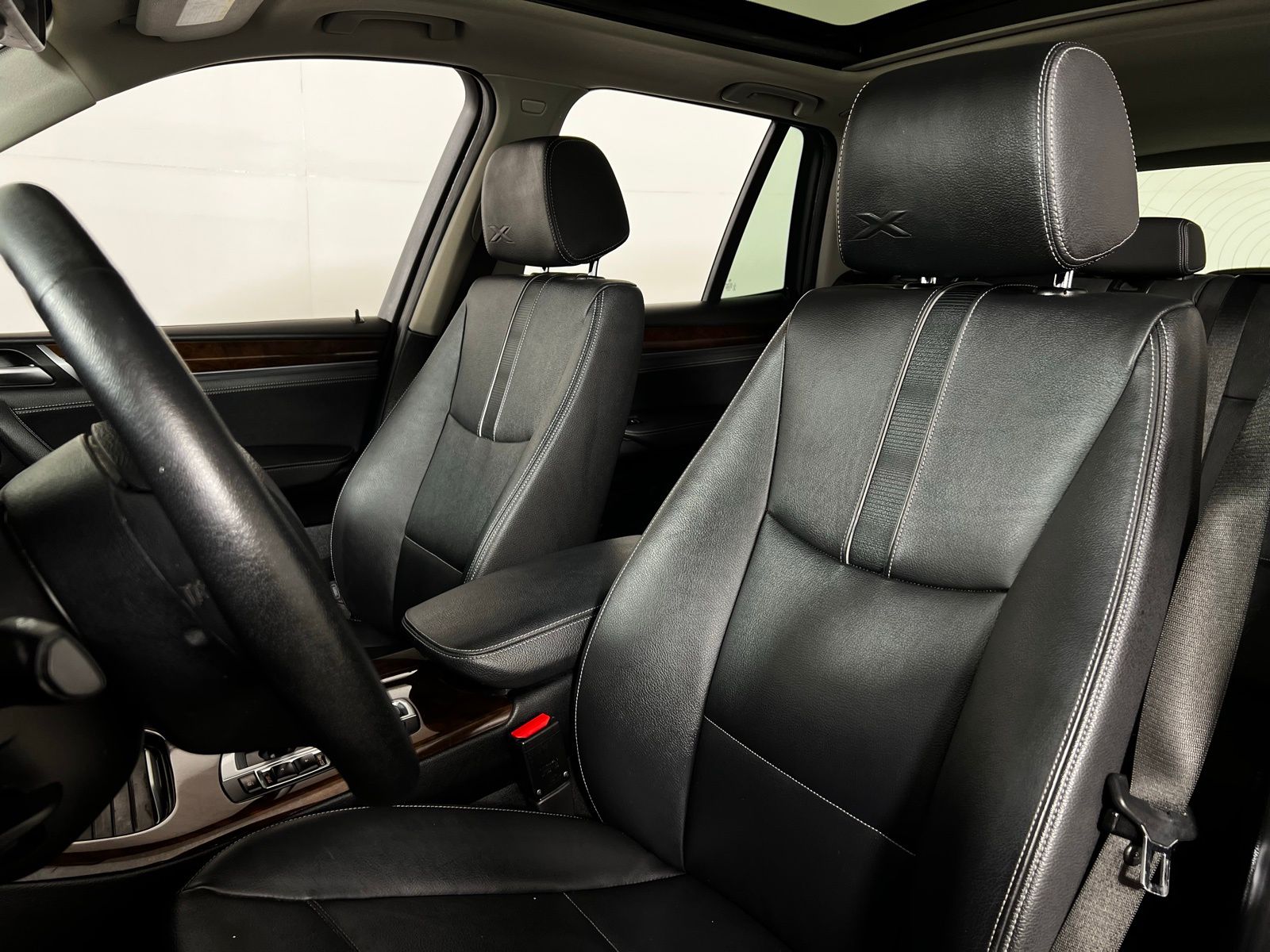 Thumbnail: 2017 BMW X3 - 13