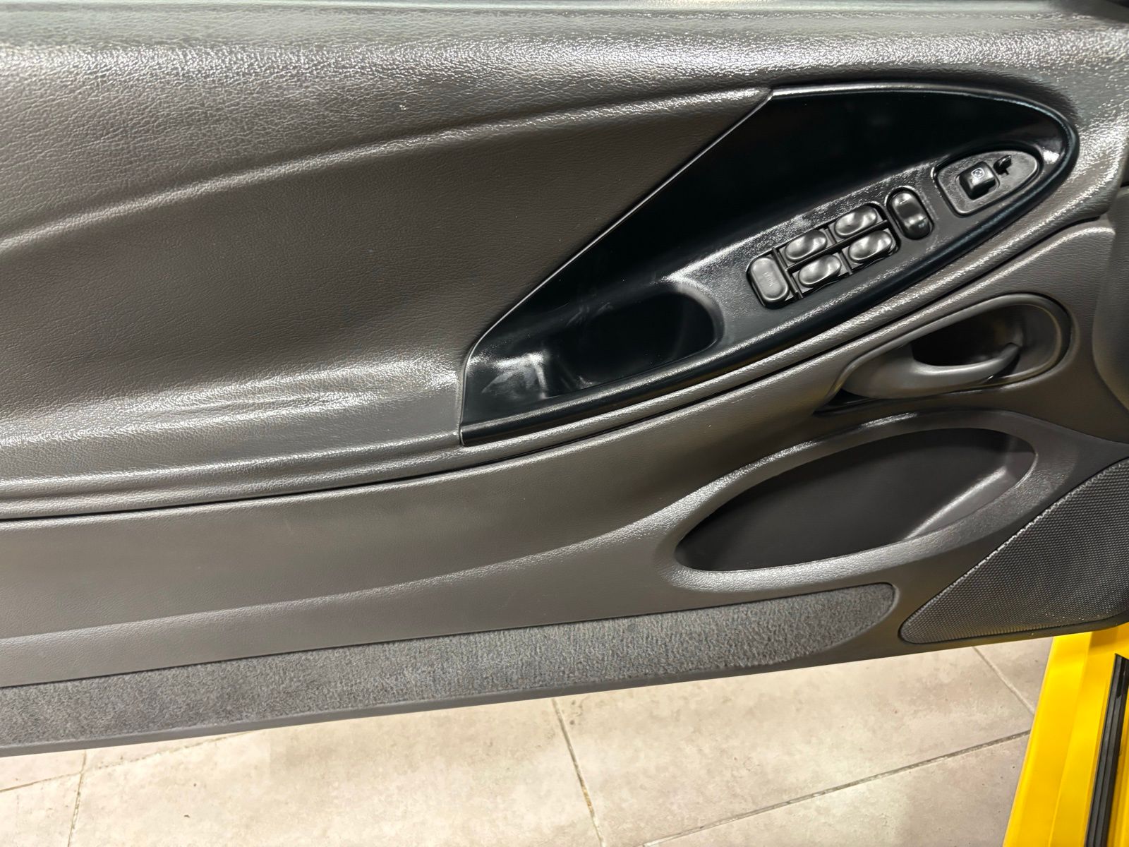 Used Car 2004 Ford Mustang  V6 For Sale Under $10,000 In Austin, Texas