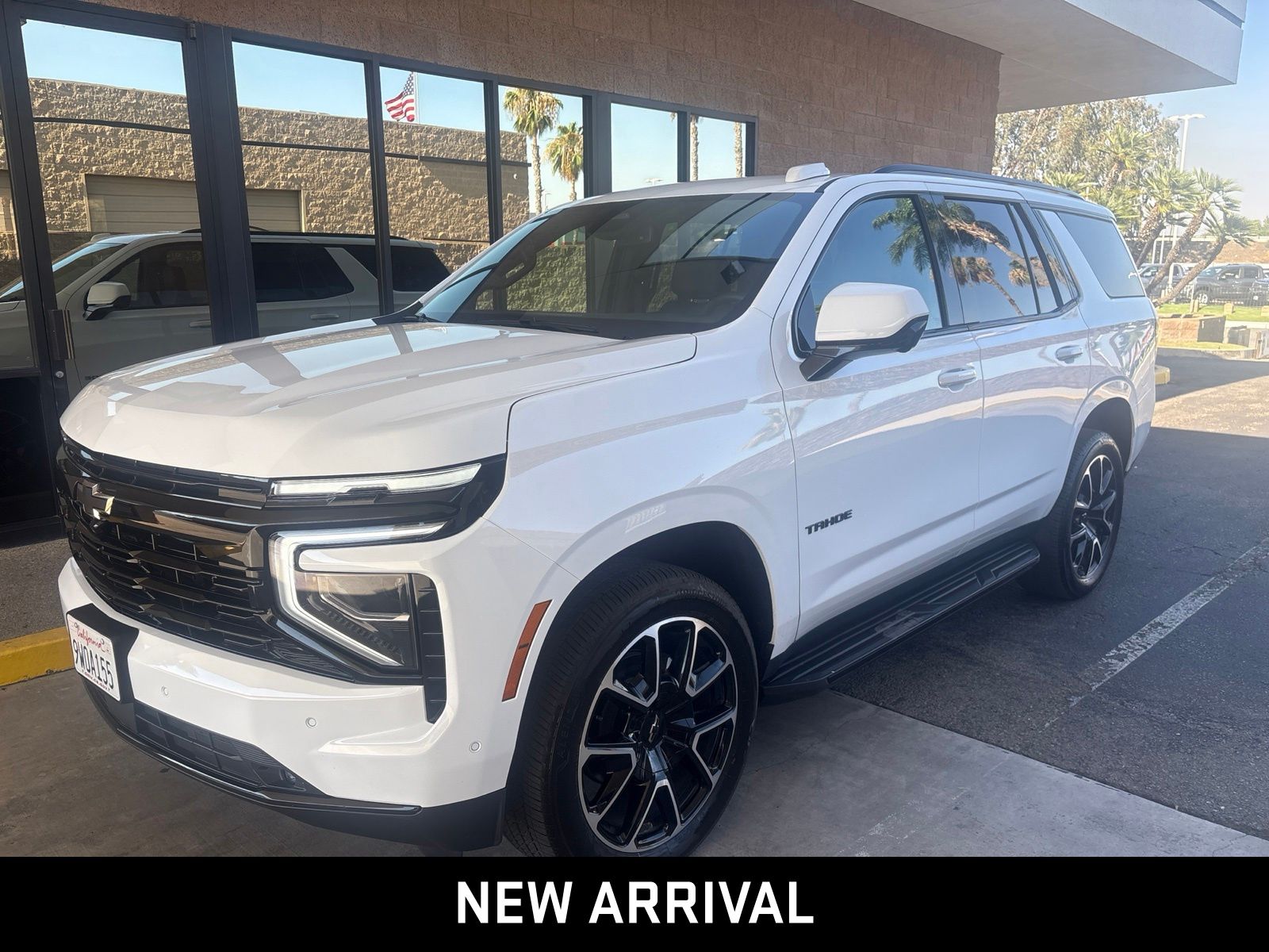 Summit White 2026 Chevrolet Tahoe SUV / Crossover Four-Wheel Drive