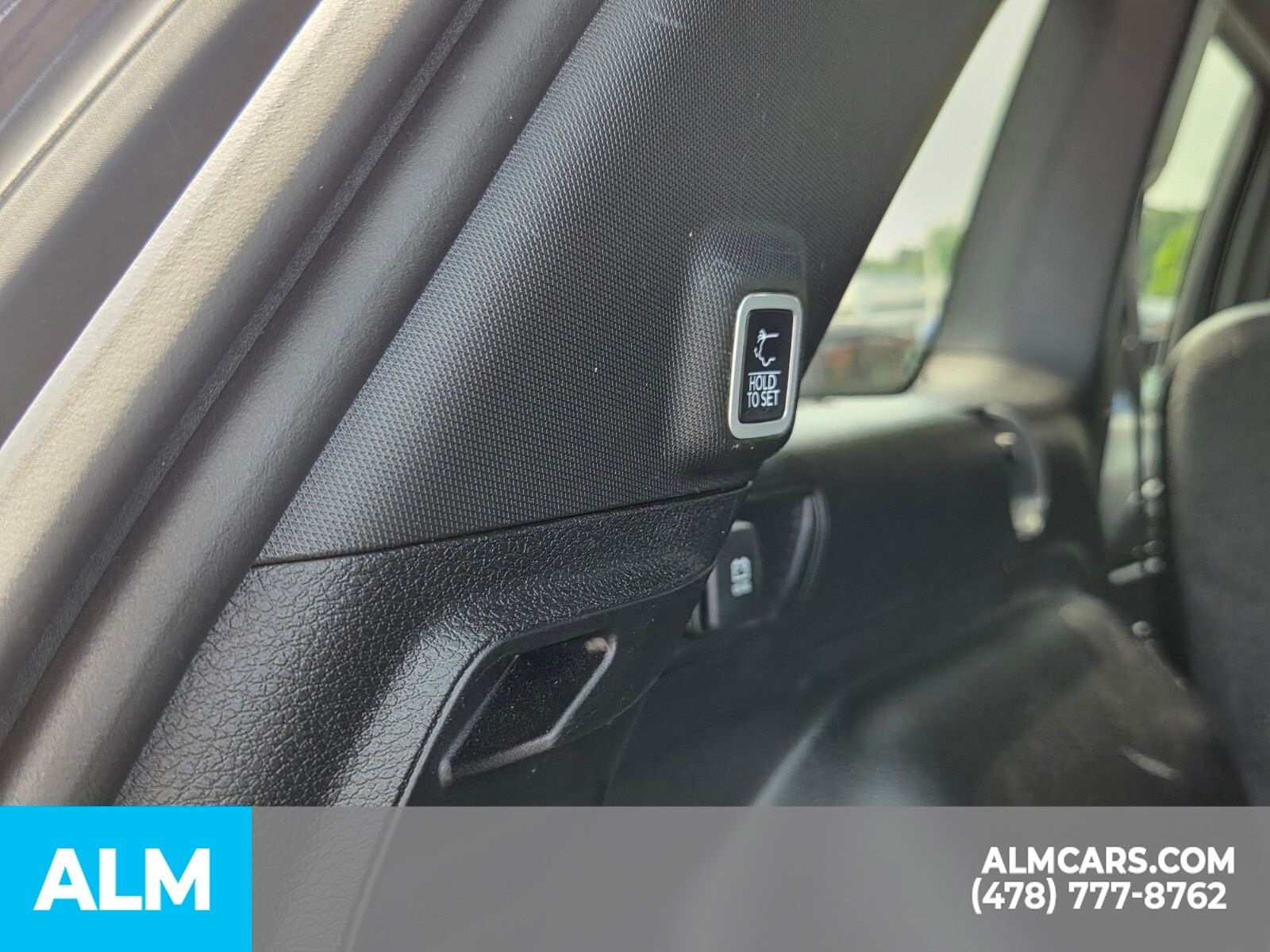 Used 2024 Gray Jeep Altitude image 16