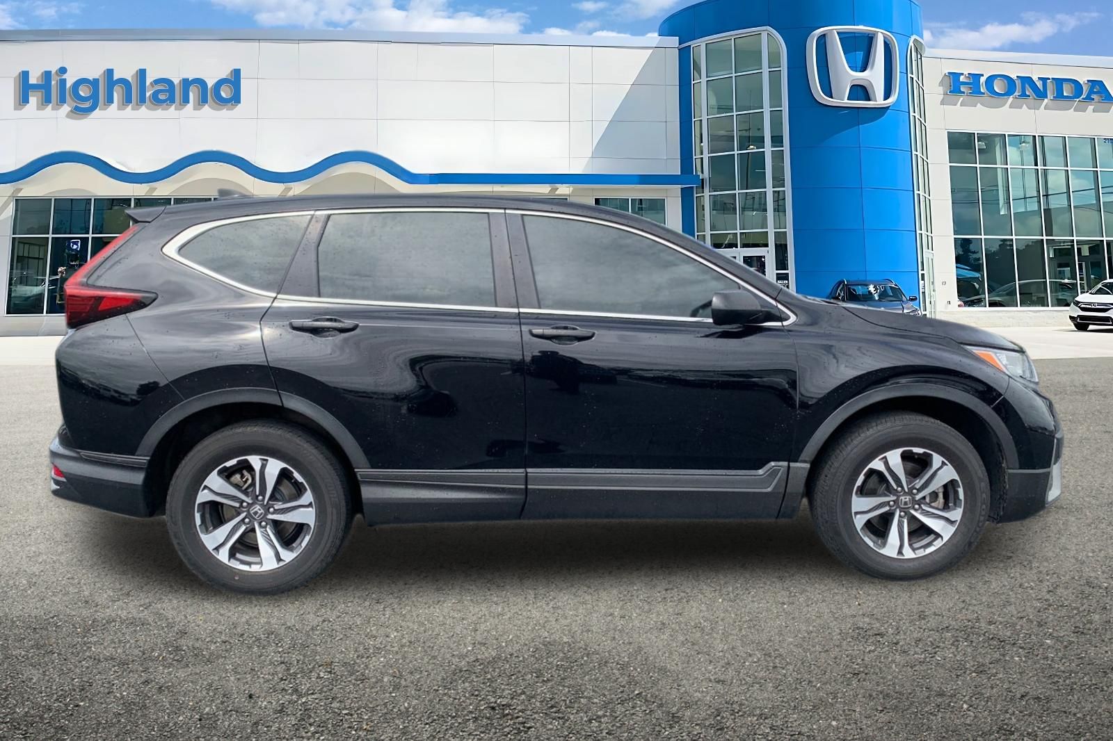 View vehicle photo 6