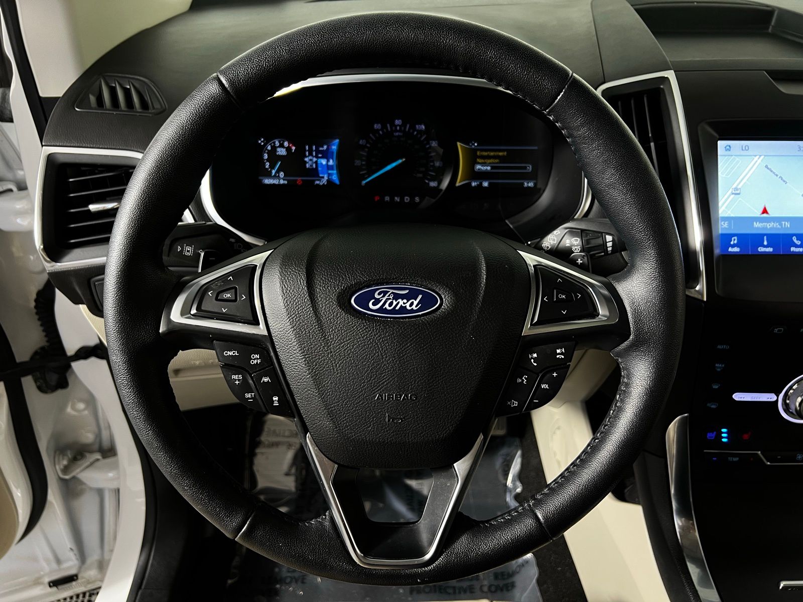 Thumbnail: 2020 Ford Edge - 16