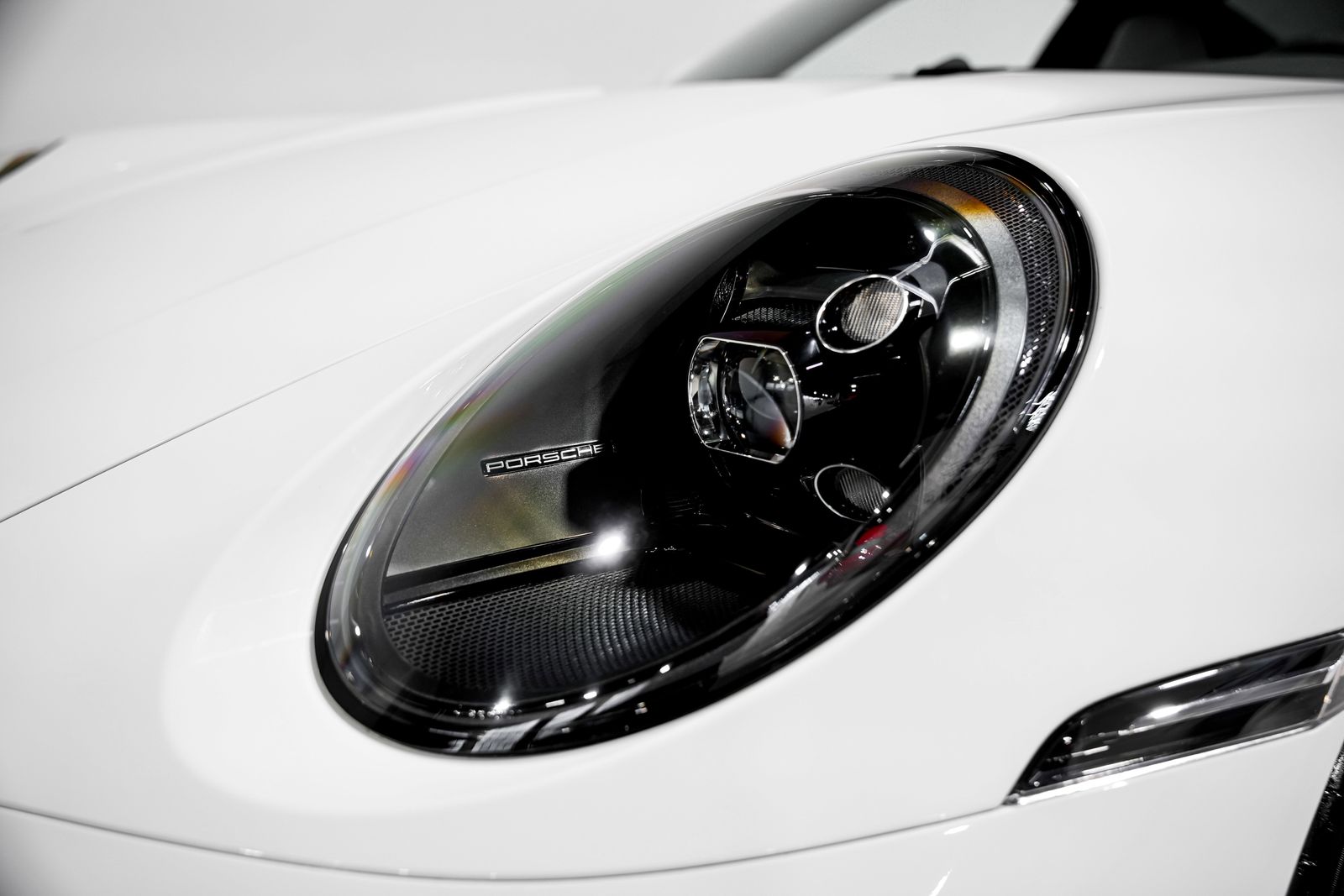2022 Porsche 911 Carrera GTS — photo 33
