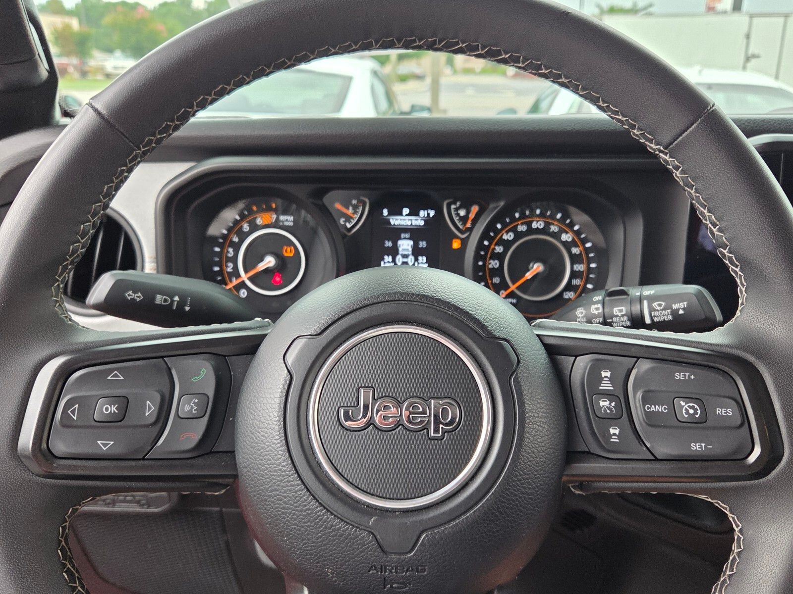 Used 2025 Red Jeep Sport S image 24