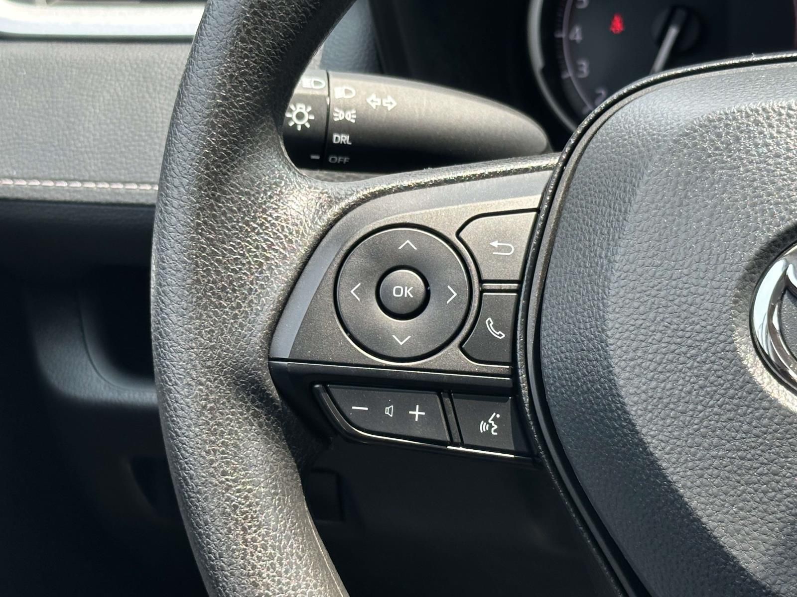 Used 2025 Silver Toyota LE image 28