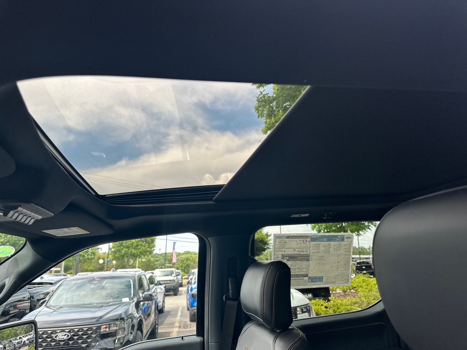 New 2026 Agate Black Metallic Ford Tremor® image 32