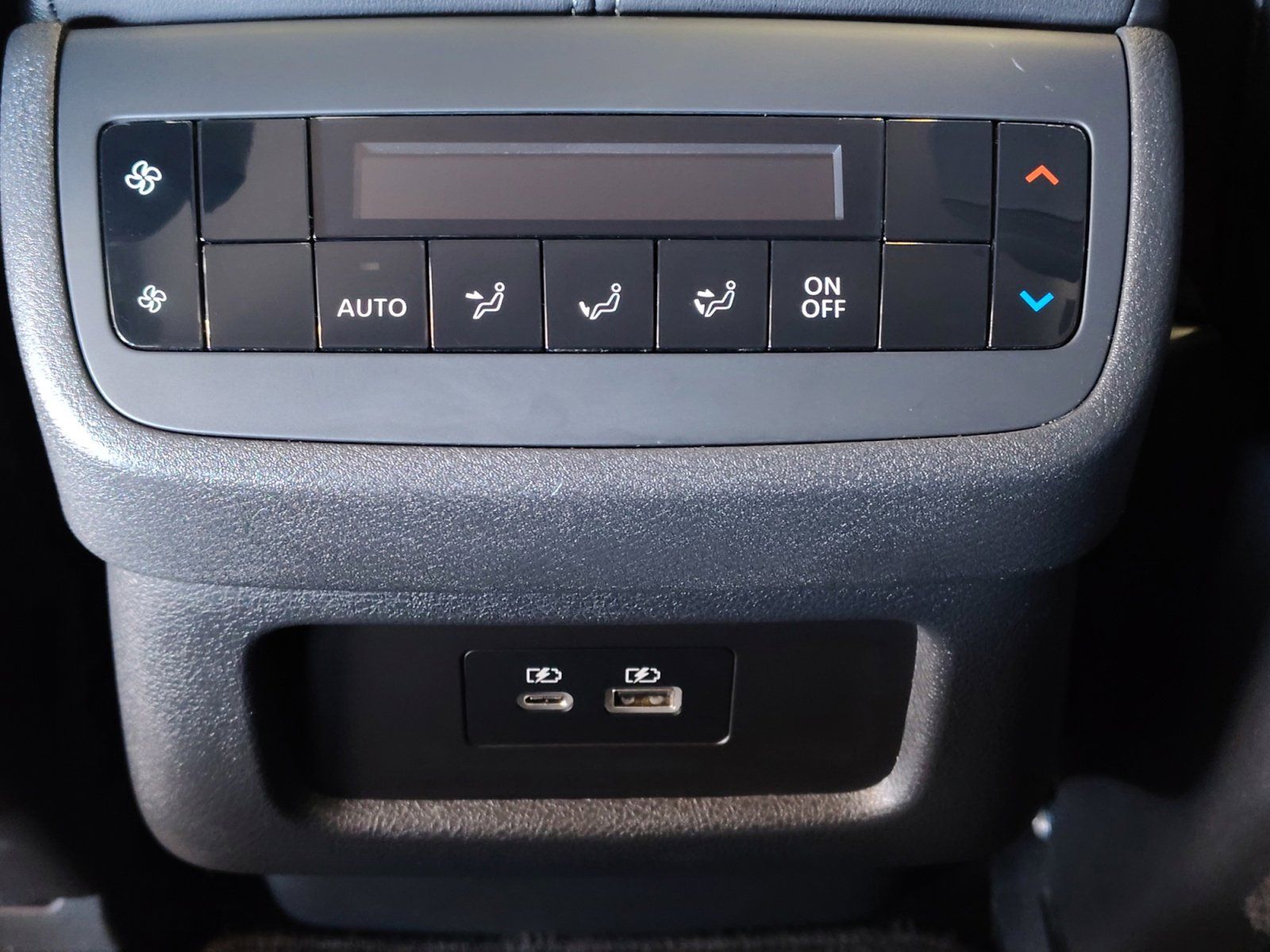 Used Car 2024 Nissan Pathfinder  Sl For Sale Under $35,000 In San Antonio, Texas