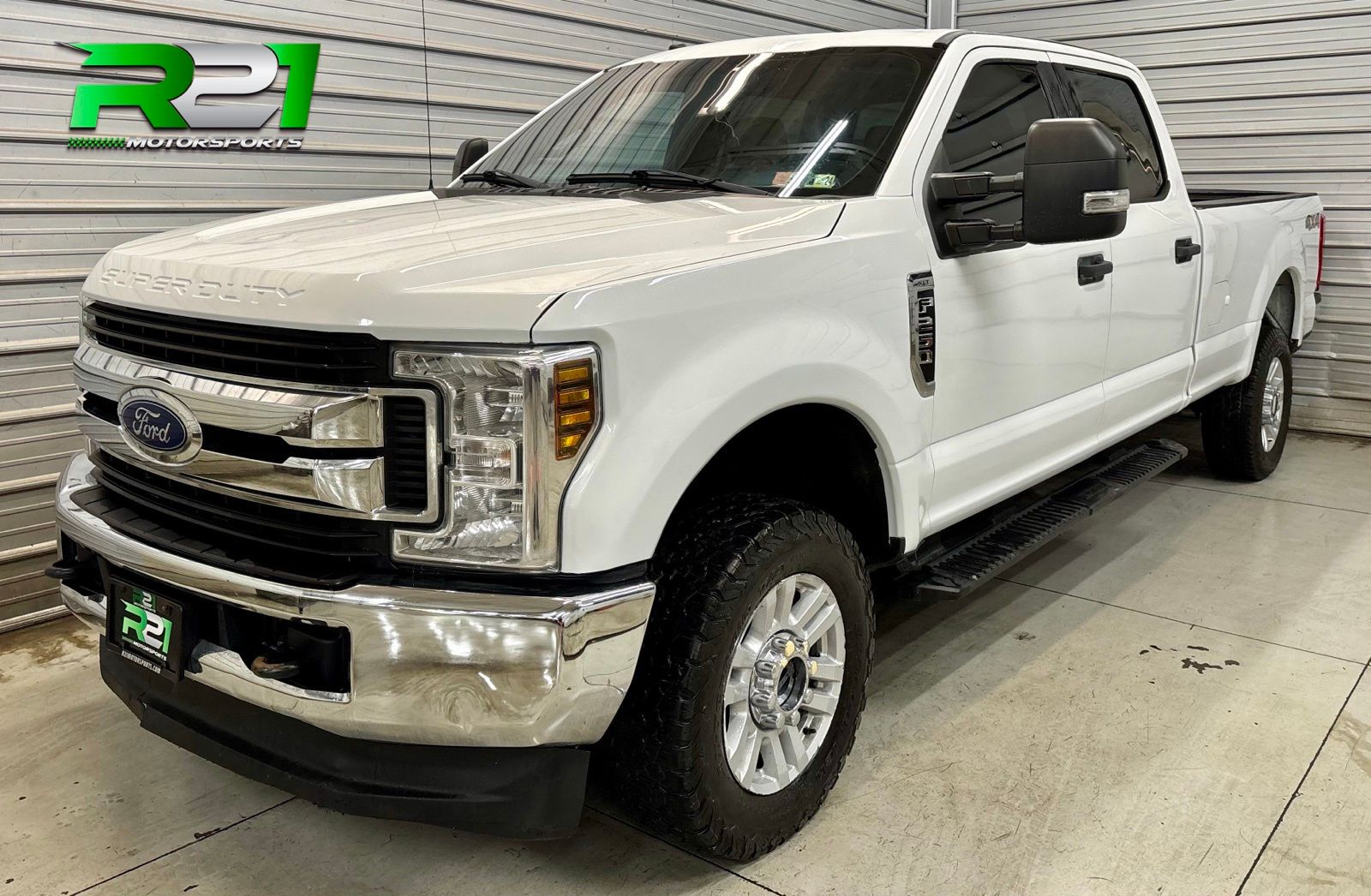Oxford White 2019 Ford F-250 Super Duty Pickup Truck Four-Wheel Drive 6-Speed Automatic