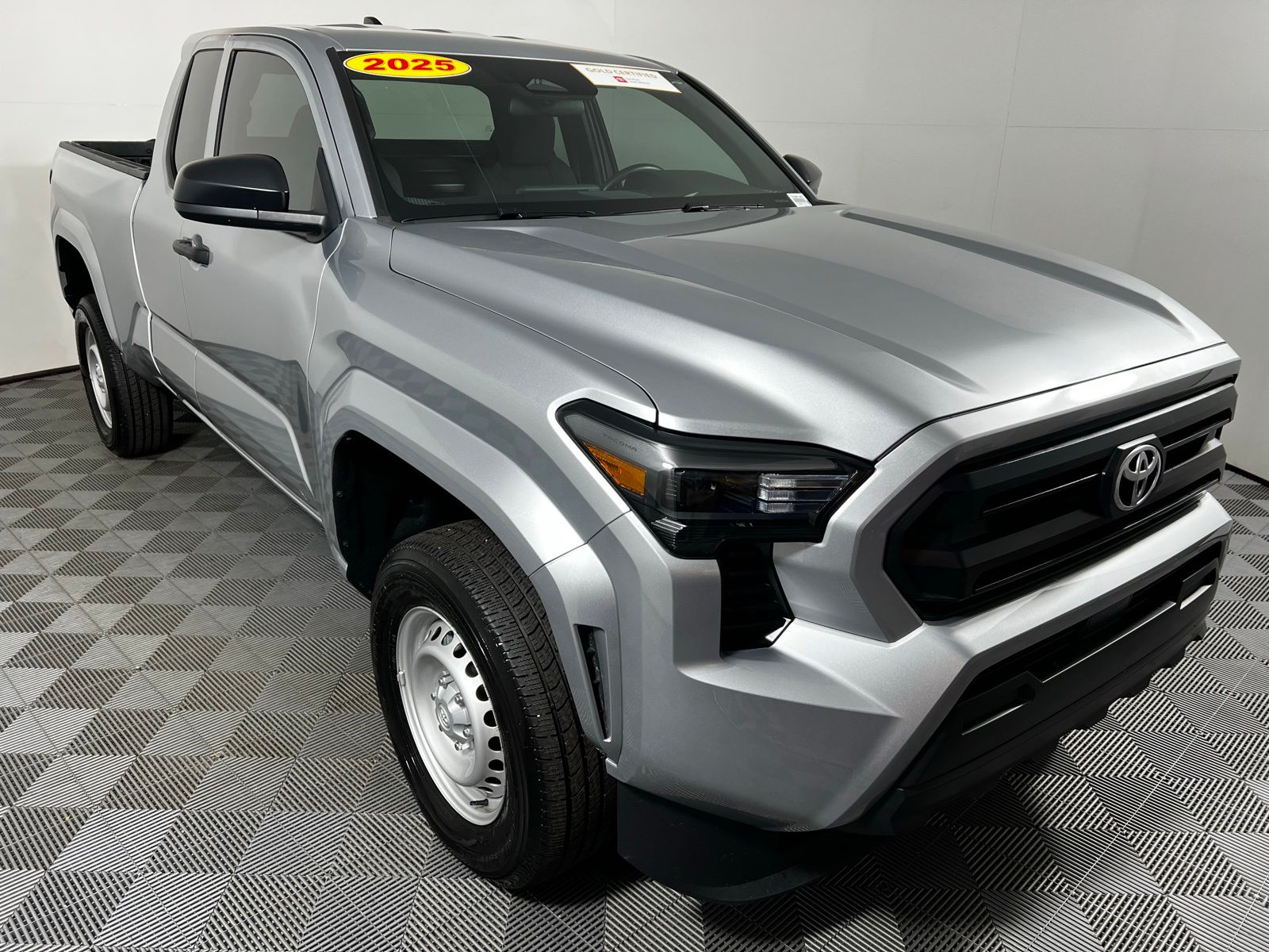 Thumbnail: 2025 Toyota Tacoma - 3