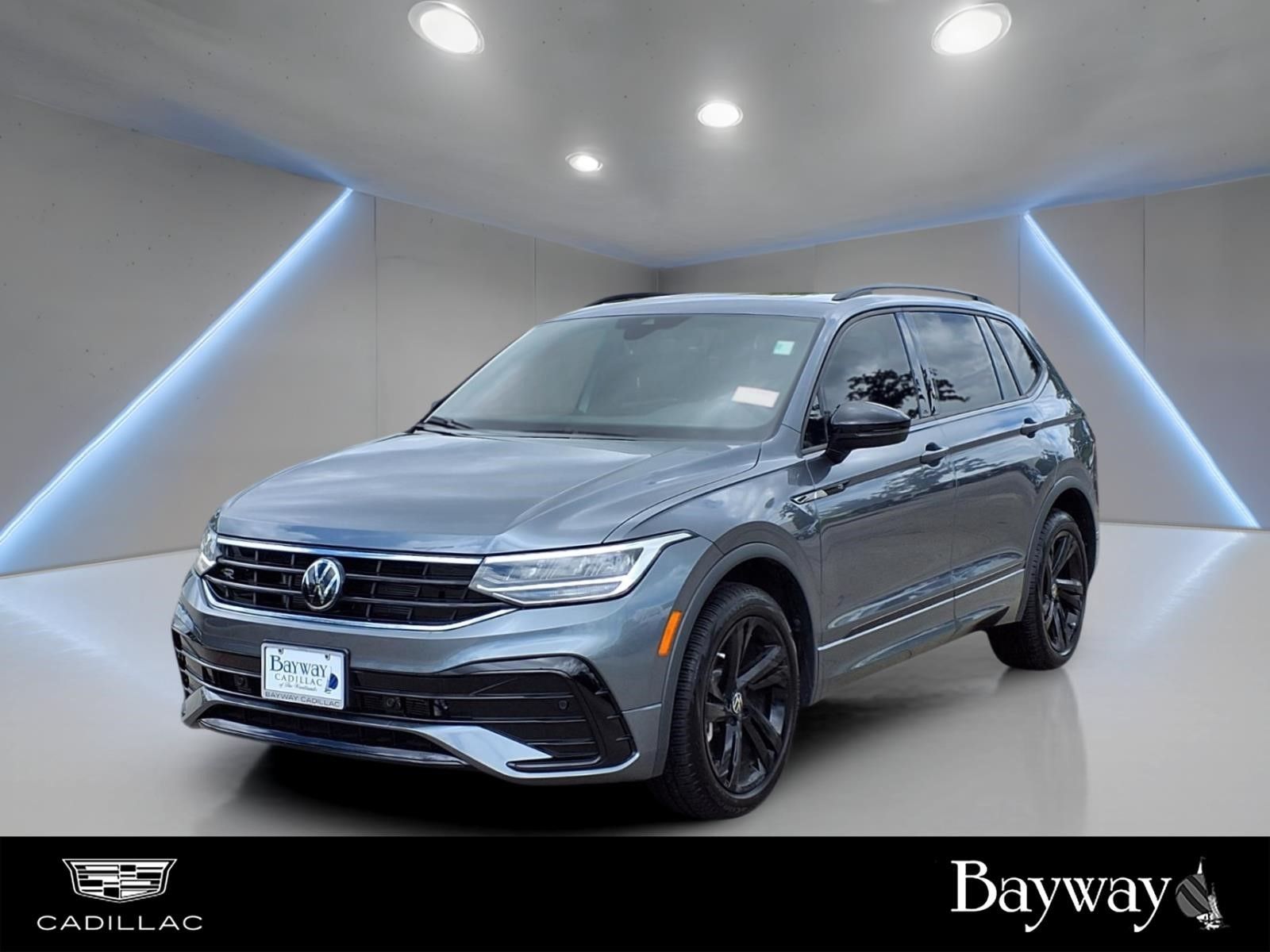 2024 Volkswagen Tiguan 2.0T SE R-Line Black - 0