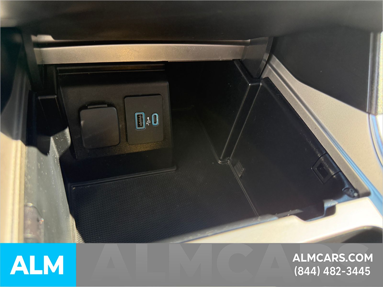 Used 2020 Agate Black Metallic Ford XLT image 22