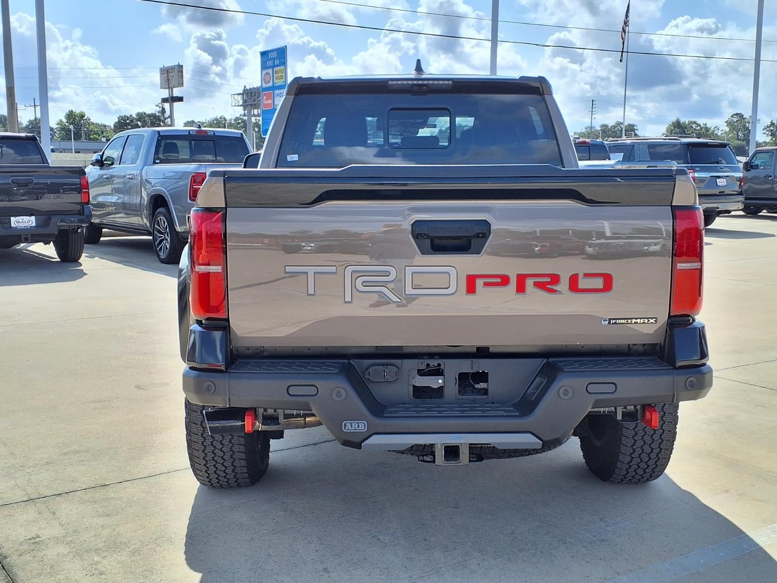 2025 Toyota Tacoma Hybrid TRD Pro - 6