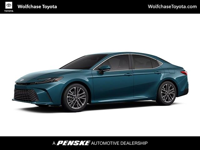 2026 Toyota Camry XLE Hybrid's photo