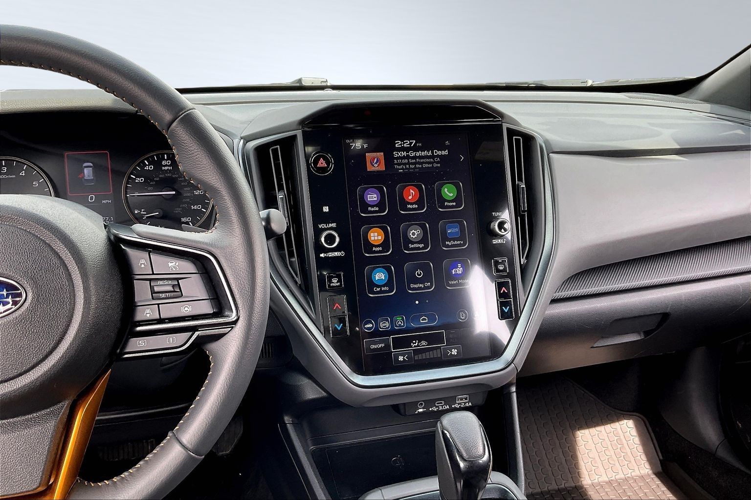 View vehicle photo 6