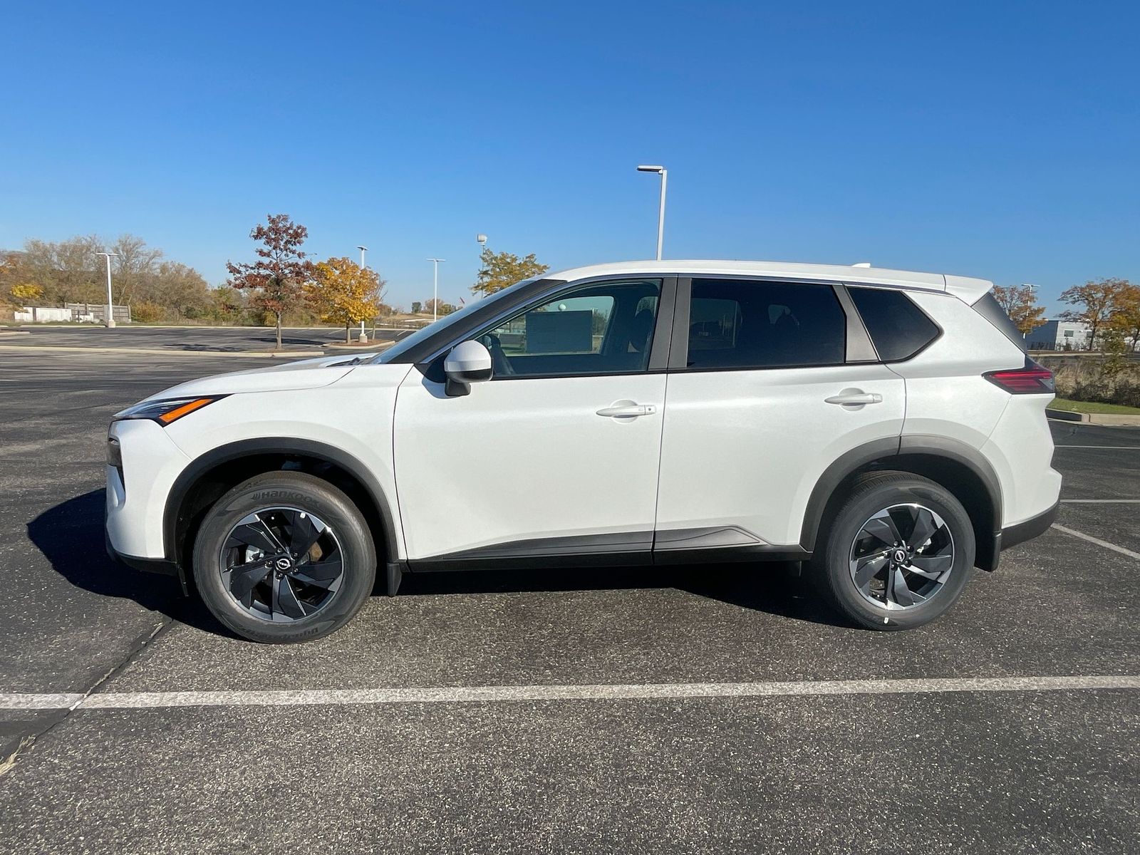 2025 Nissan Rogue SV 30