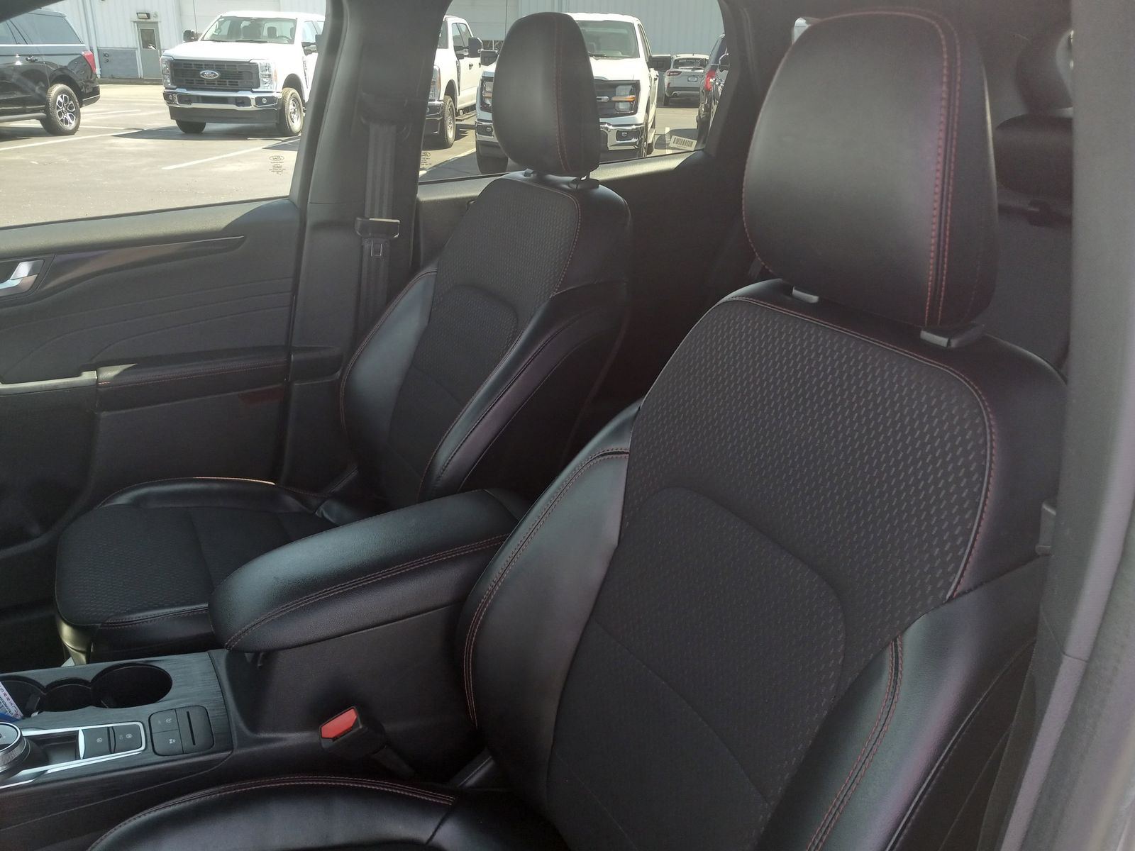 2024 Ford Escape image 14