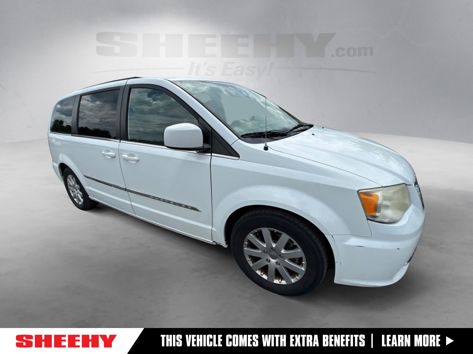 Bright White Clearcoat 2014 Chrysler Town & Country Minivan Front-Wheel Drive 6-Speed Automatic
