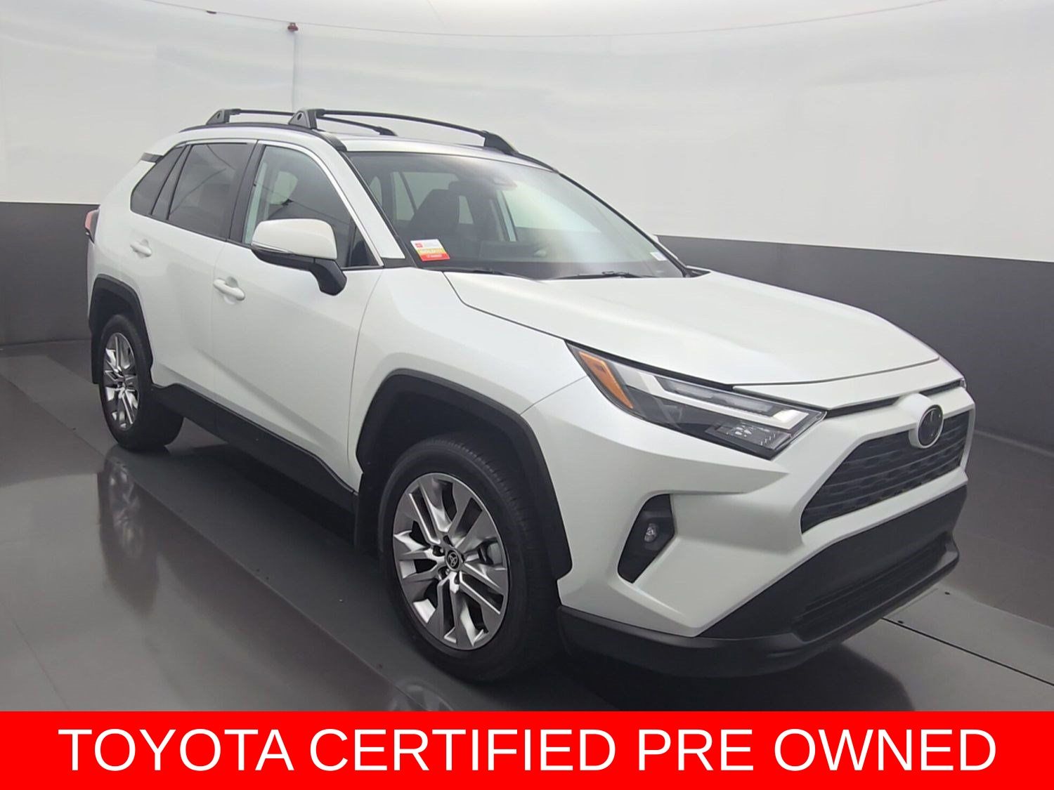 White (Wind Chill Pearl) 2025 Toyota RAV4 SUV / Crossover Front-Wheel Drive 8-Speed Automatic