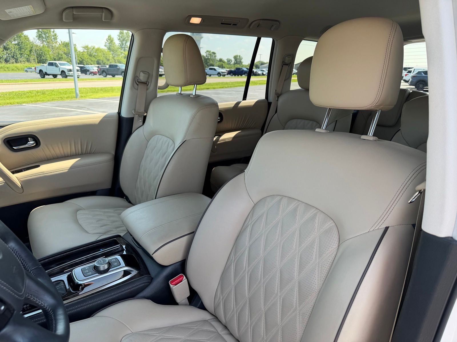 2024 Nissan Armada image 13