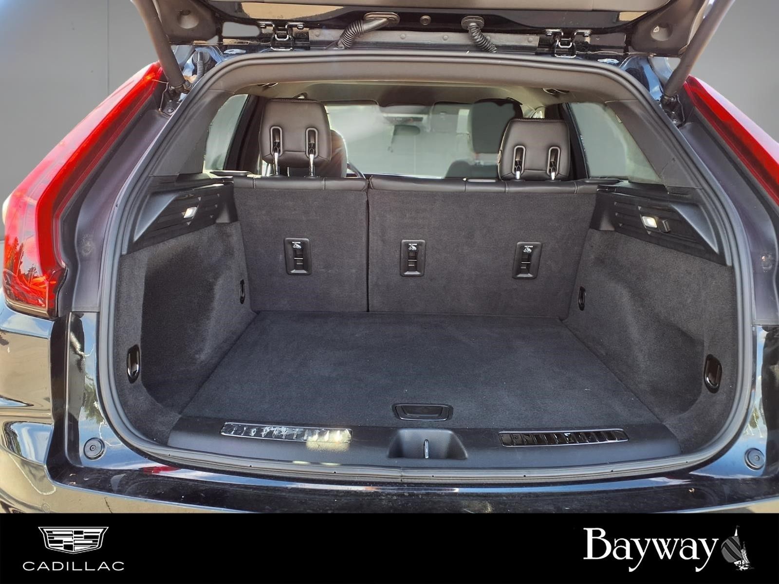 2025 Cadillac XT4 Premium Luxury Black at Bayway Cadillac of The Woodlands