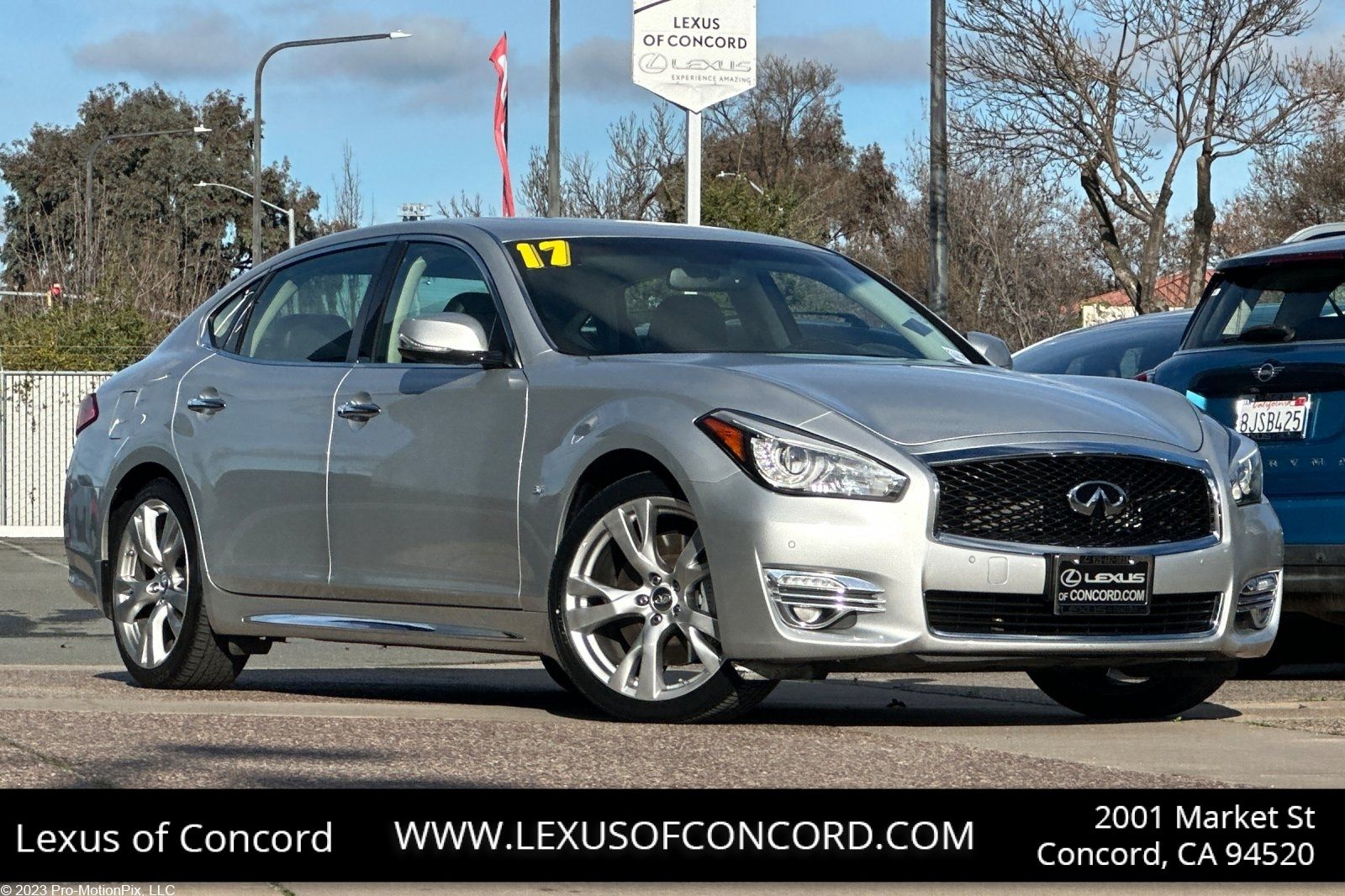 2017 INFINITI Q70L 3.7 RWD