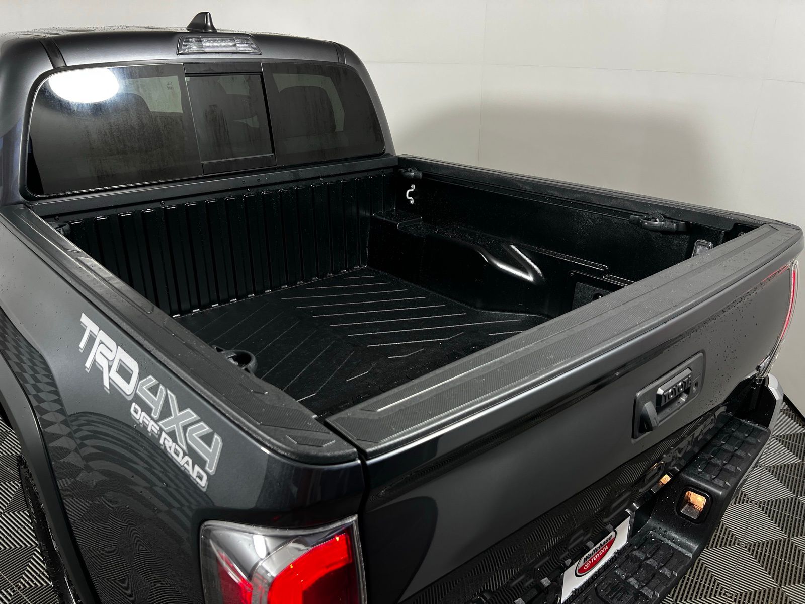 Thumbnail: 2023 Toyota Tacoma - 25
