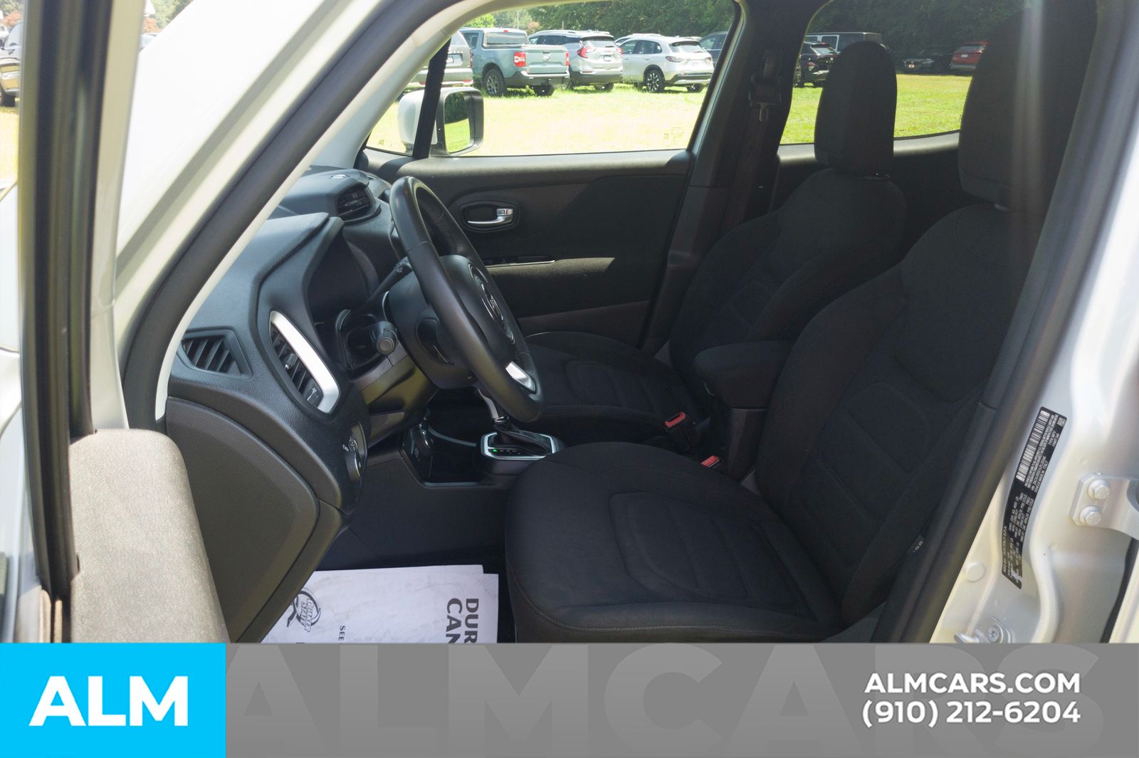 Used 2020 Silver Jeep Latitude image 7