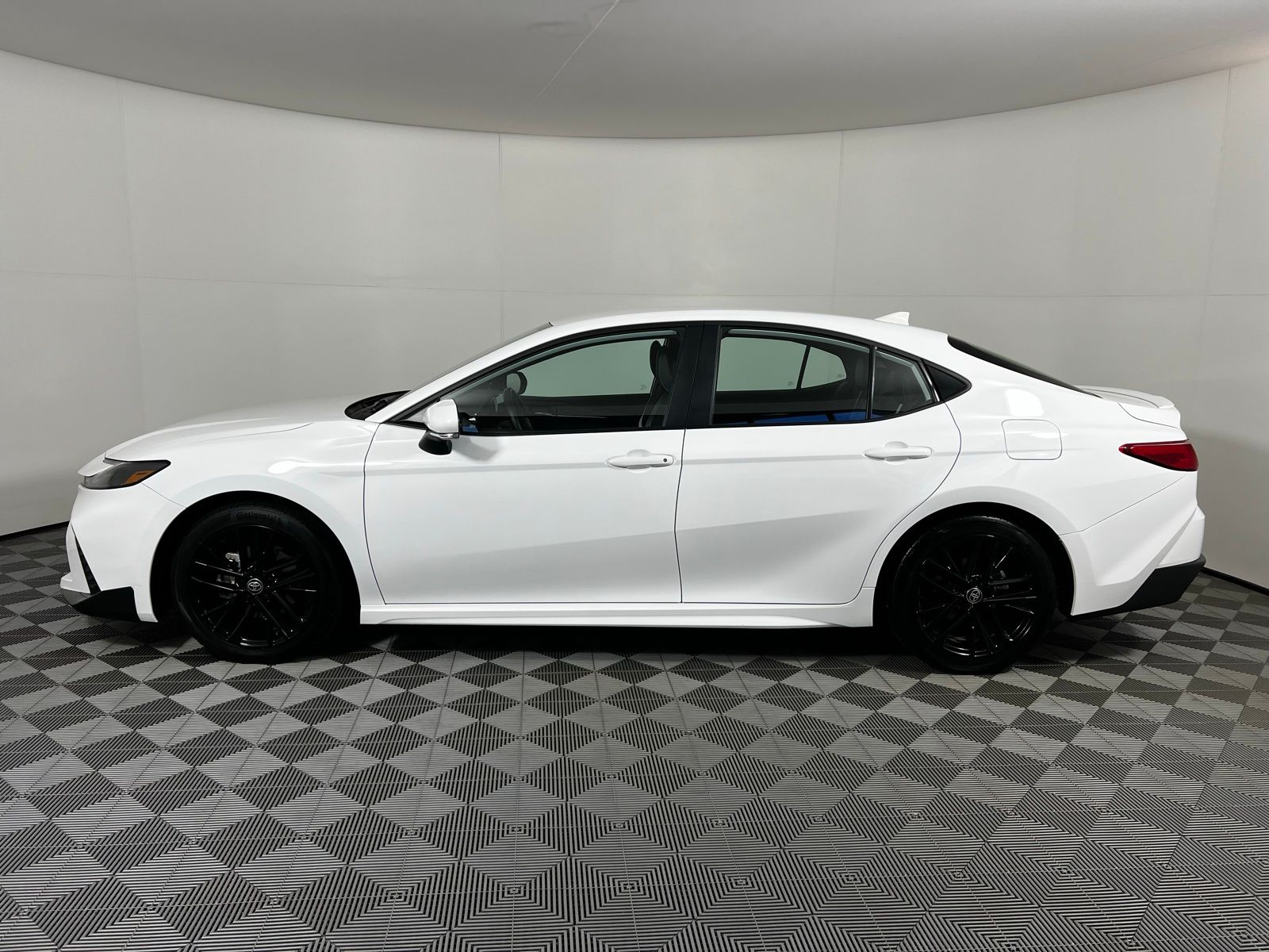 Thumbnail: 2025 Toyota Camry - 8