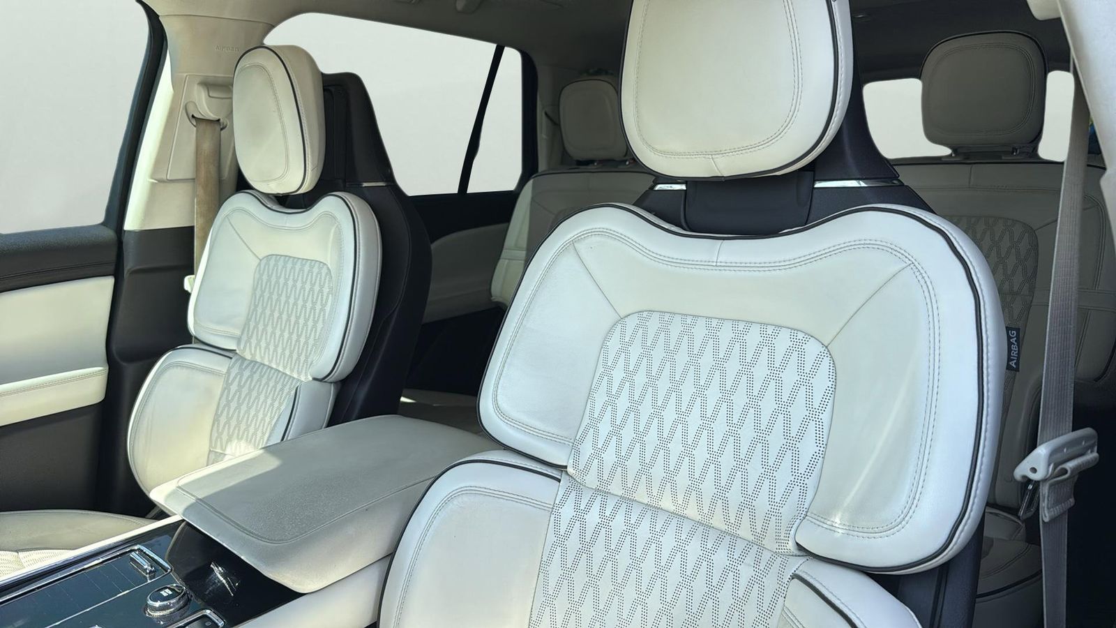 Used Car 2021 Lincoln Aviator  Black Label For Sale Under $40,000 In Austin, Texas