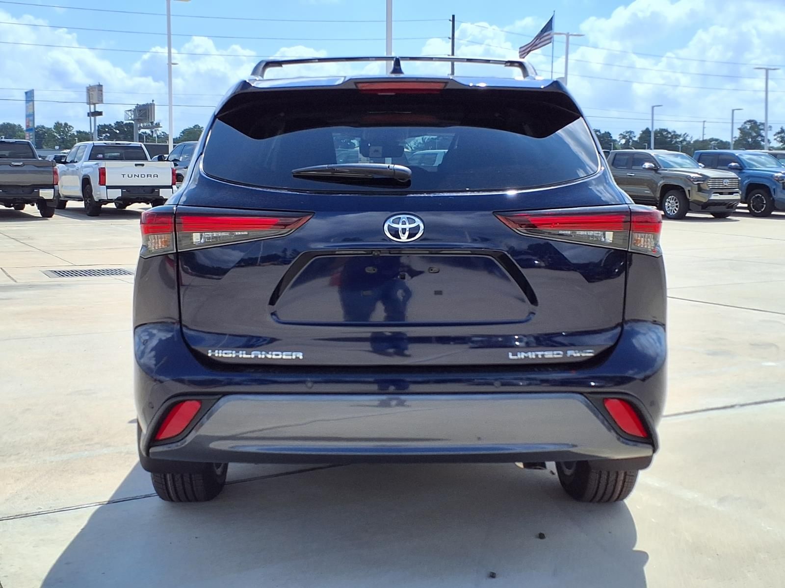 2026 Toyota Highlander Limited - 6