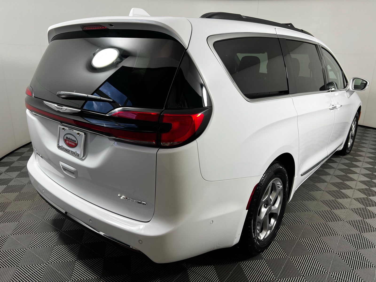 2022 Chrysler Pacifica Limited 5