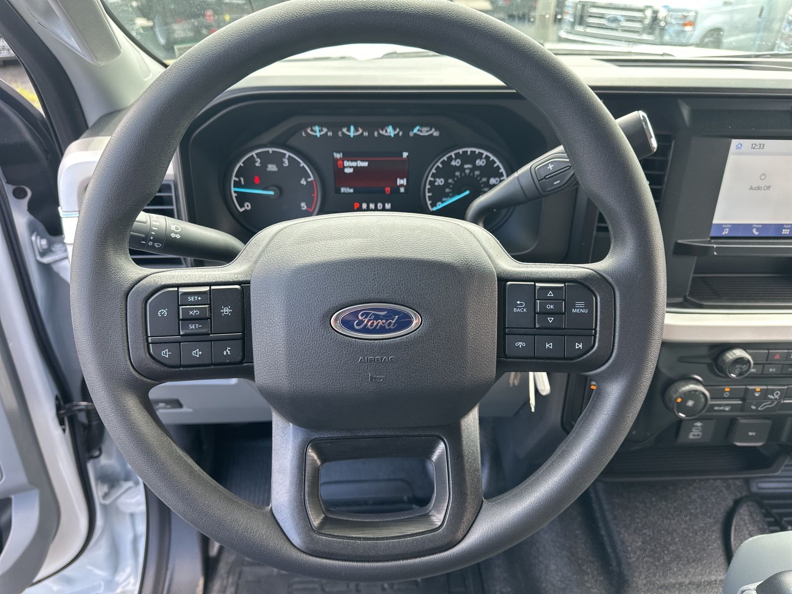 2025 Ford F-350 Super Duty Chassis Cab XL - Photo 11