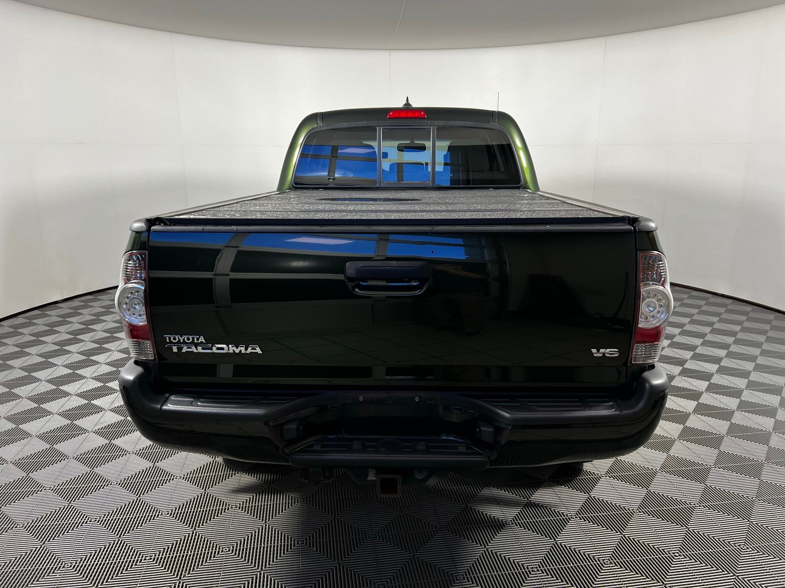 Thumbnail: 2012 Toyota Tacoma - 6