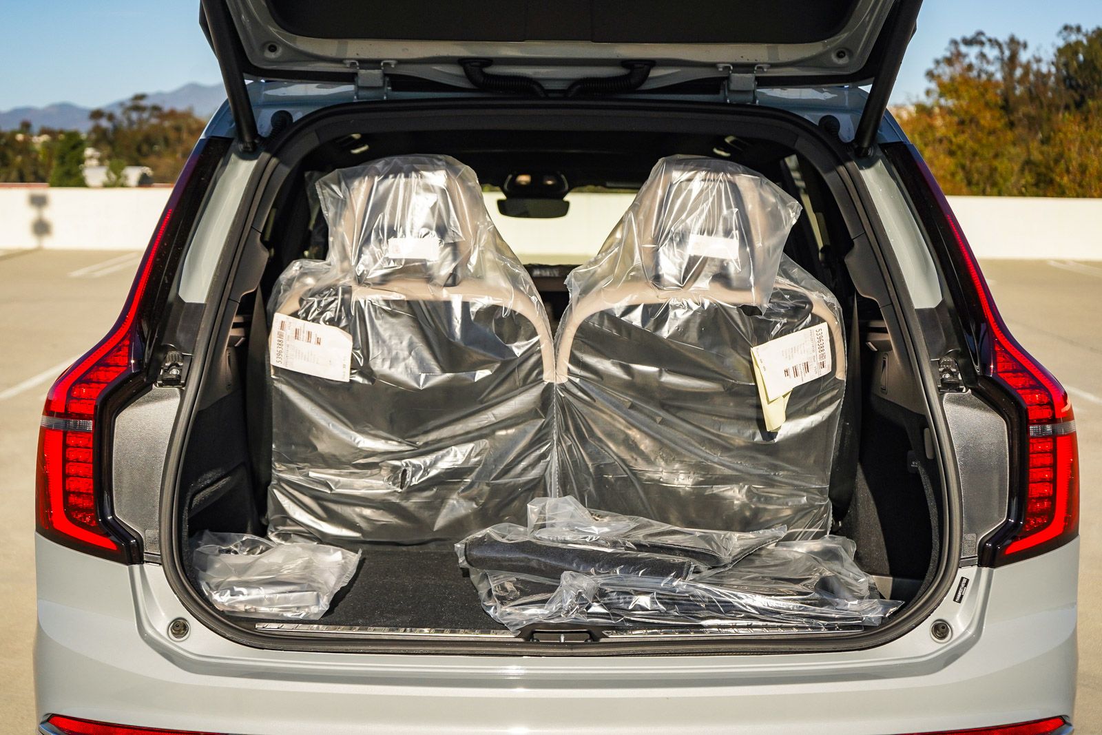 2026 Volvo XC90 Plus - Photo 28