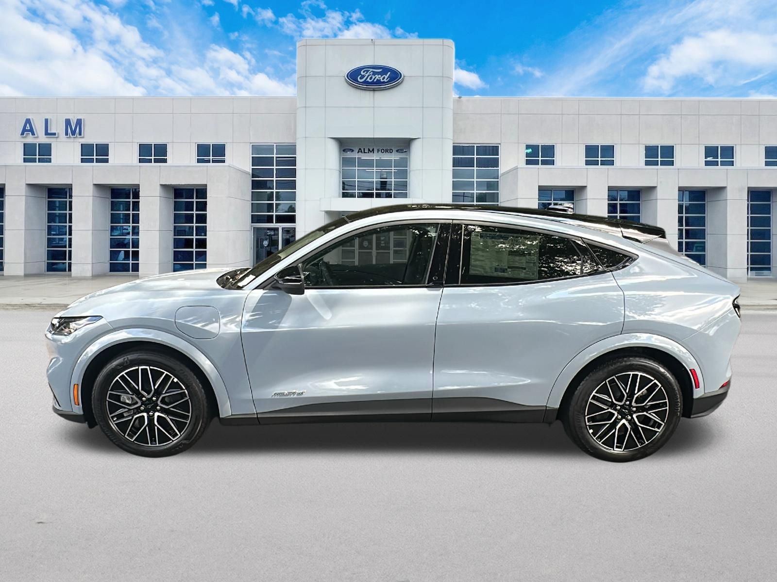 New 2026 Glacier Gray Metallic Tri-coat Ford Premium image 9