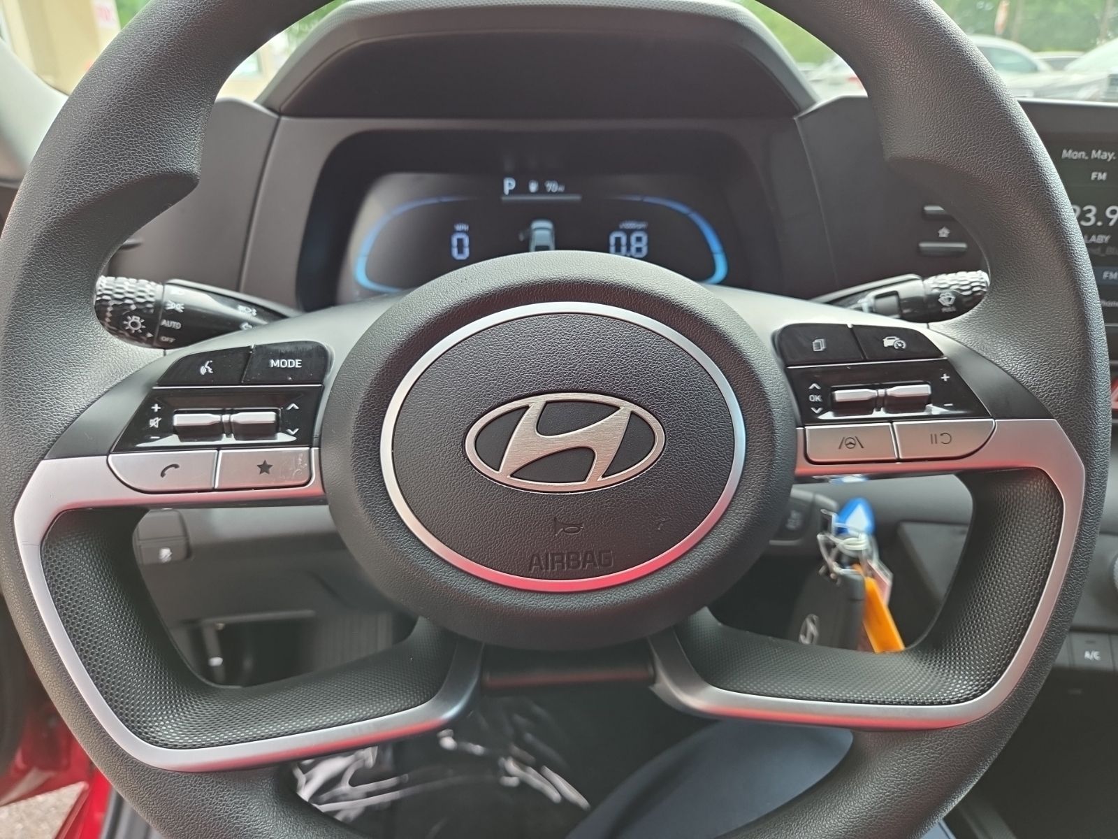 Used 2025 Red Hyundai SE image 17