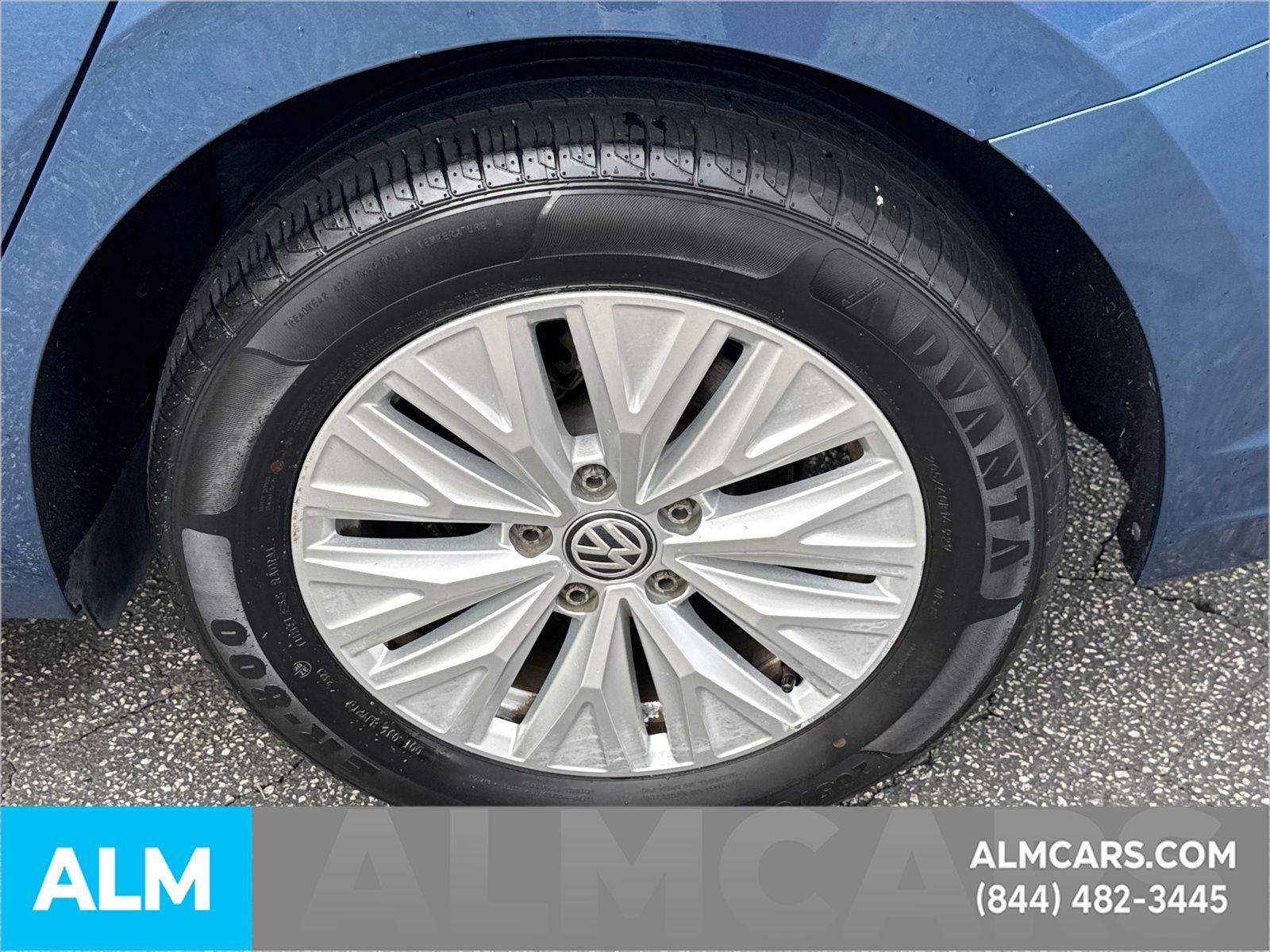 Used 2019 Blue Volkswagen 1.4T S image 22