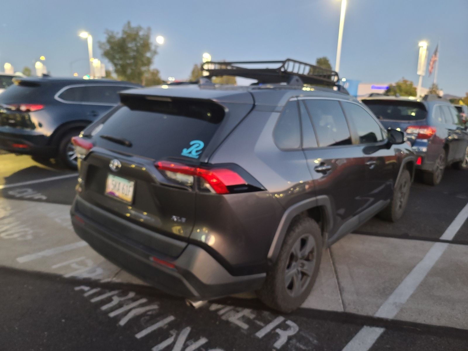 2019 Toyota RAV4 XLE 4